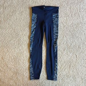 GapFit Sculpt Compression Athletic Leggings - Size Small